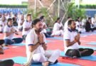 हैदराबाद योग महोत्सव 2026: 6,000 से अधिक प्रतिभागियों ने भुजंगासन कर एशिया बुक ऑफ रिकॉर्ड्स बनाया