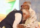 श्यामा प्रसाद मुखर्जी के साथी, पीएम मोदी ने लिया आशिर्वाद