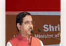 केंद्र सरकार में बड़ा फेरबदल: धर्मेंद्र प्रधान का इस्तीफा मंजूर, प्रह्लाद जोशी को शिक्षा मंत्रालय का अतिरिक्त प्रभार