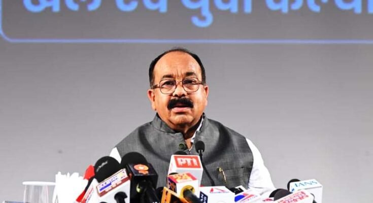 dy. cm arun saw
